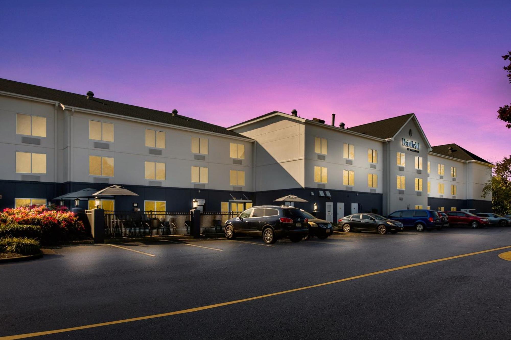 Fairfield By Marriott Chesapeake Hotel Exterior photo